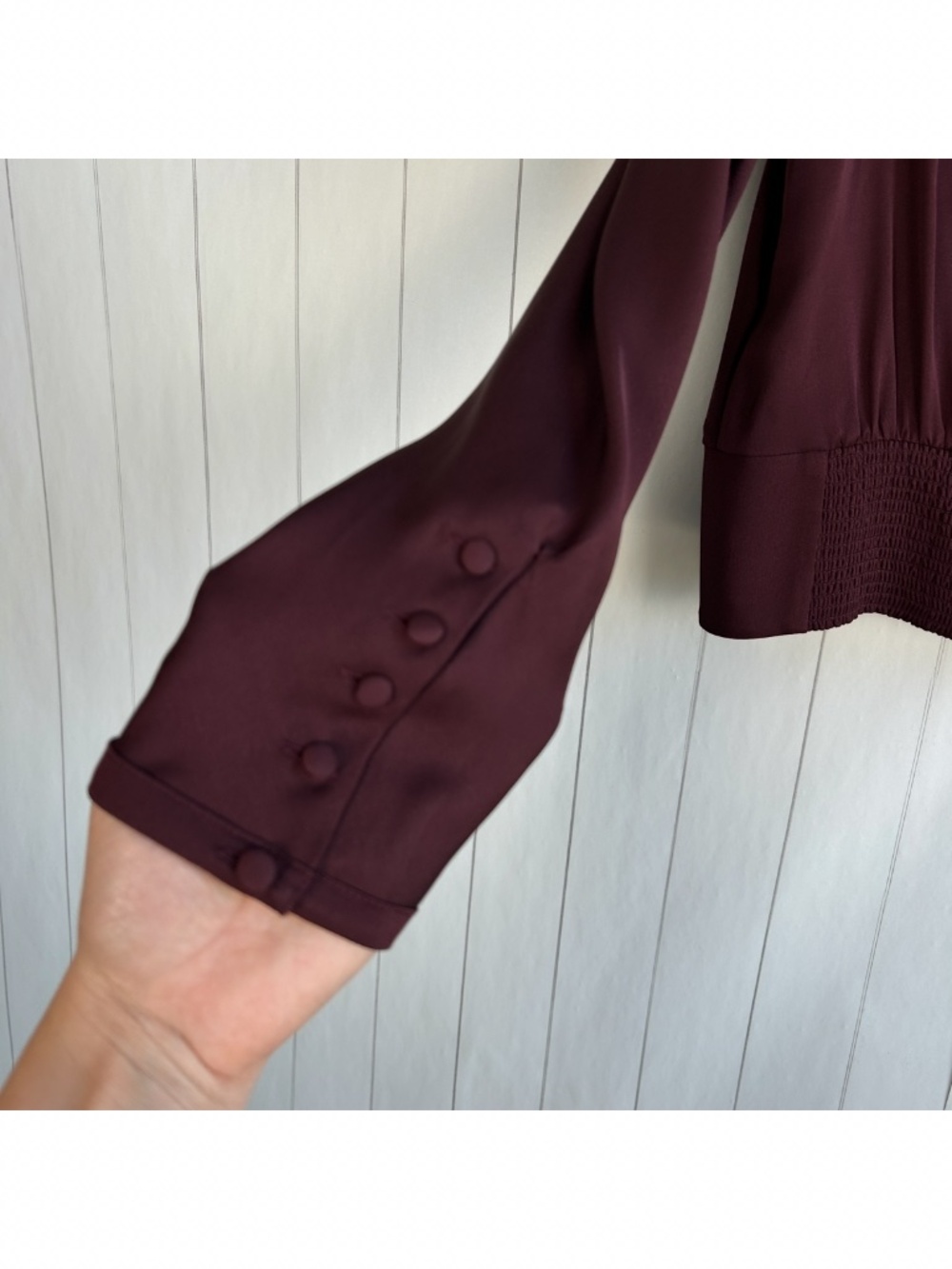 Frame size L long sleeve keyhole blouse 100% silk burgundy smocked high neck - Picture 7 of 12